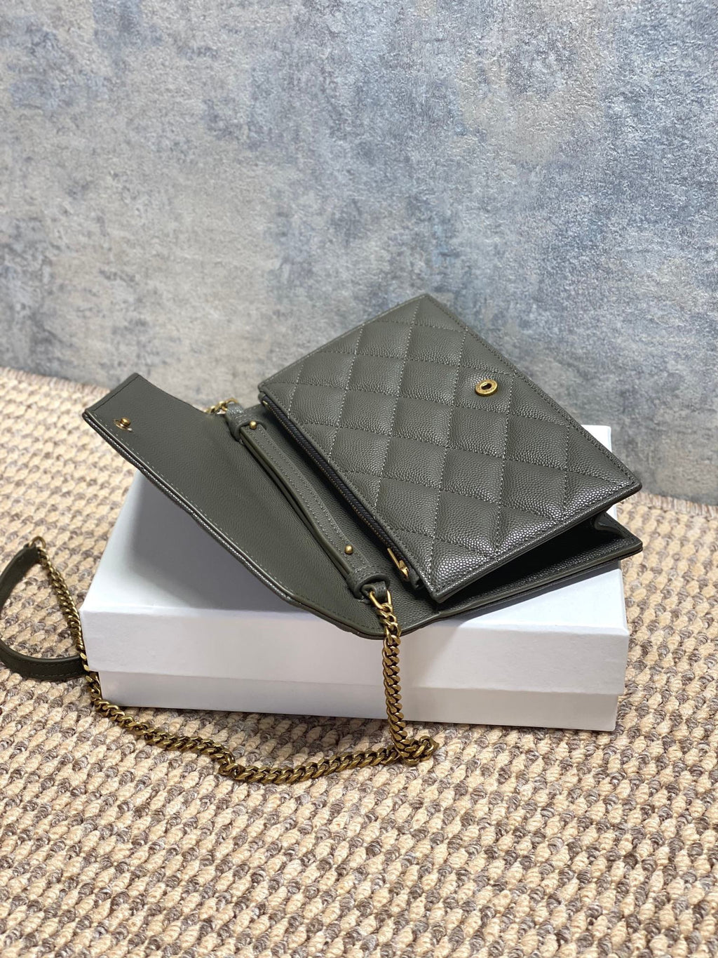 Saint Laurent Paris Chain Wallet In Grain De Poudre Leather