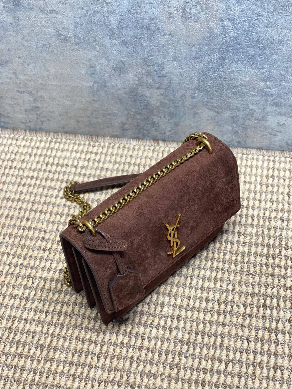 Saint Laurent Sunset Medium in Suede