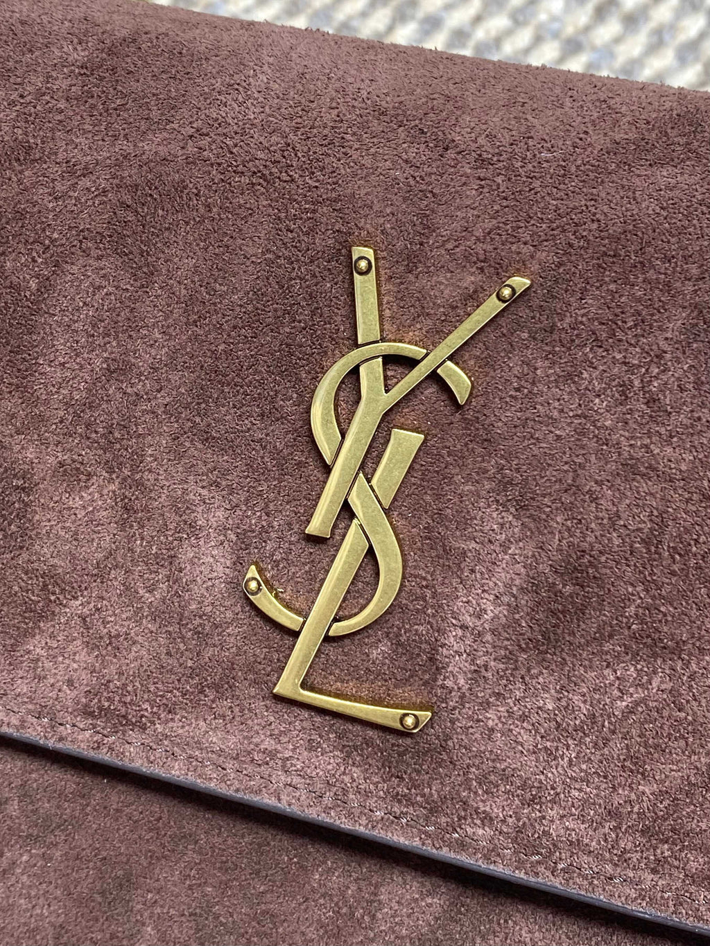 Saint Laurent Sunset Medium in Suede