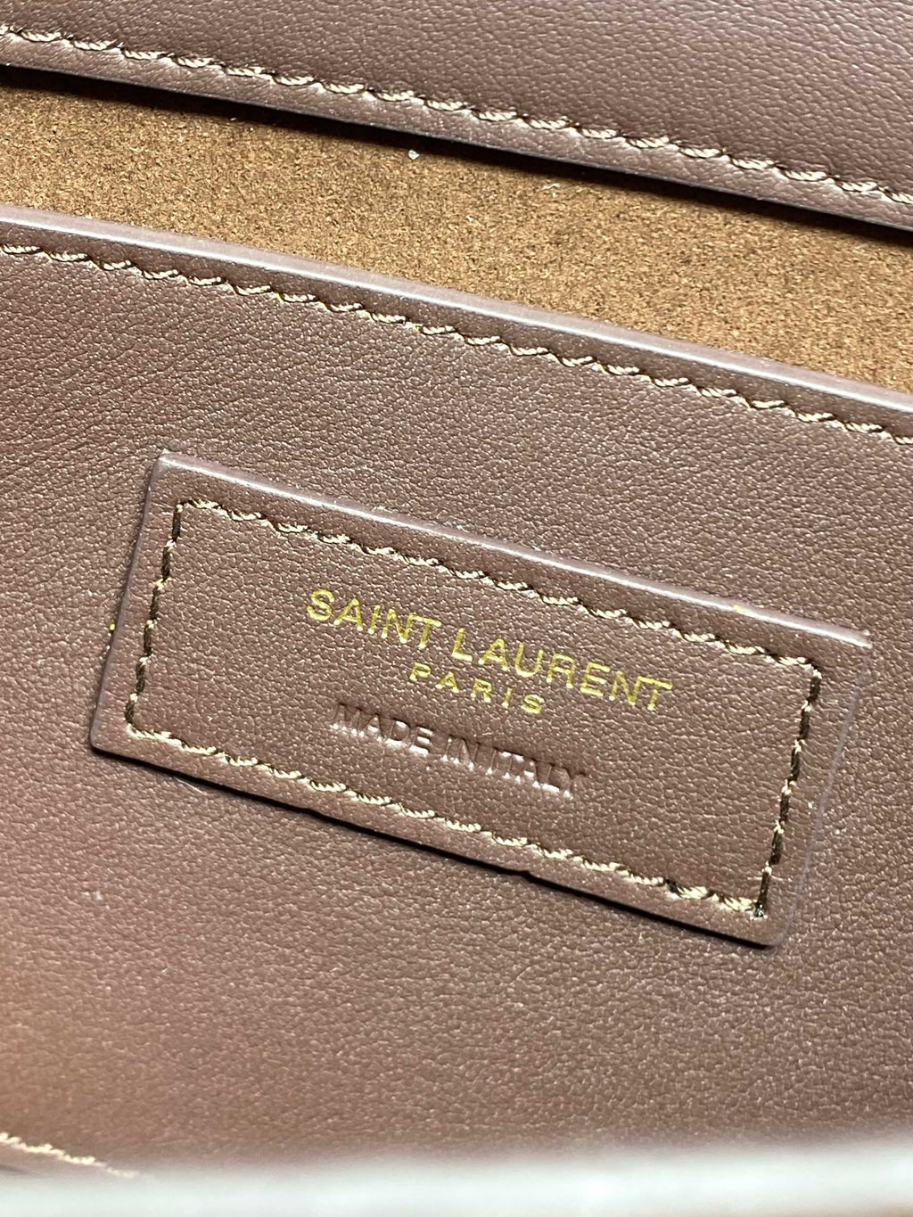 Saint Laurent Sunset Medium in Suede