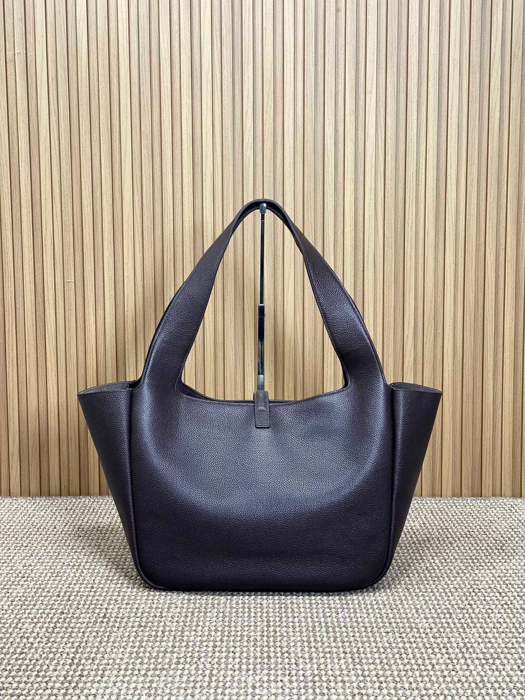 Saint Laurent Le 5 À 7 Bea in Grained Leather