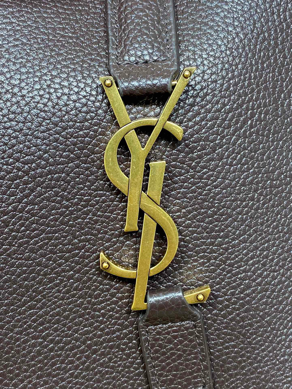 Saint Laurent Le 5 À 7 Bea in Grained Leather