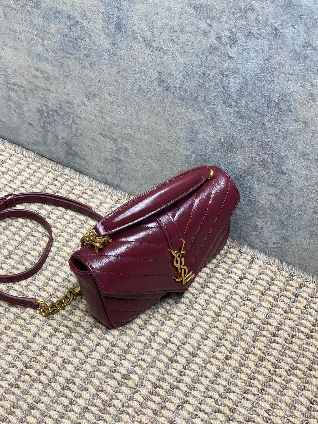 Saint Laurent College Mini in Shiny Leather
