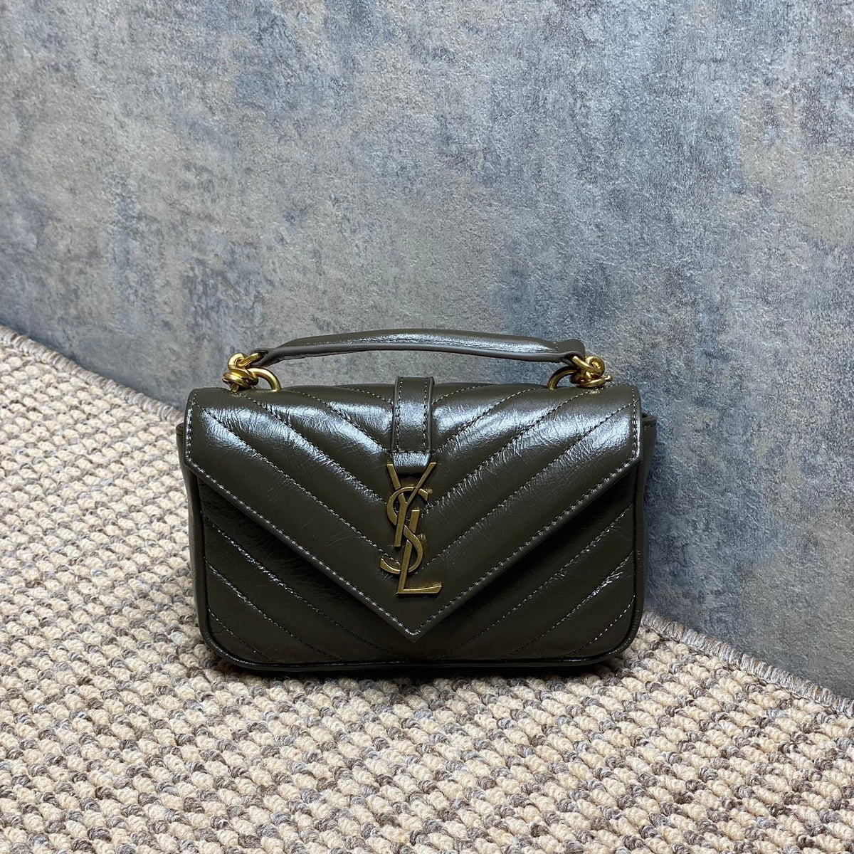 Saint Laurent College Mini in Shiny Leather