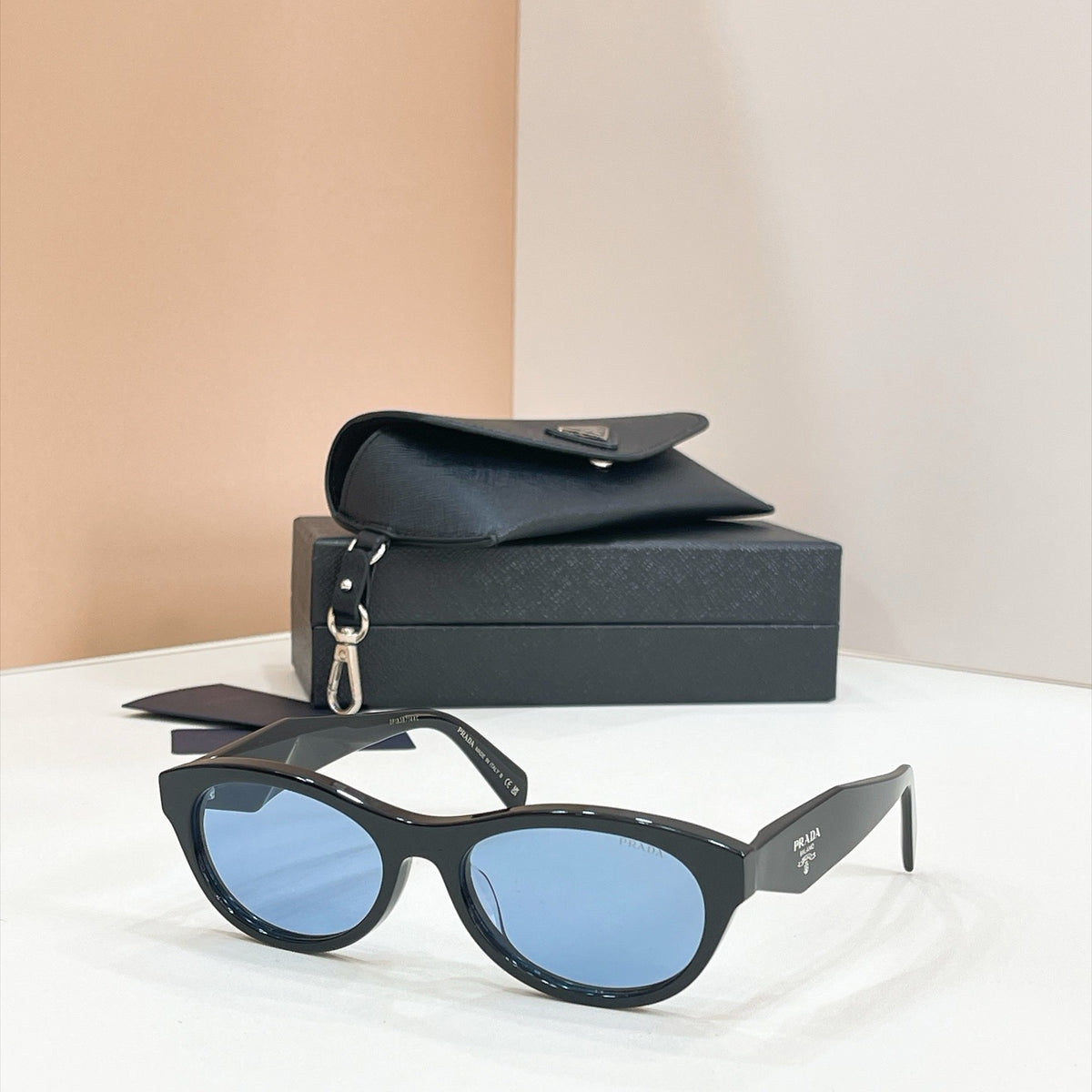 Prada Sunglasses VPRD18V