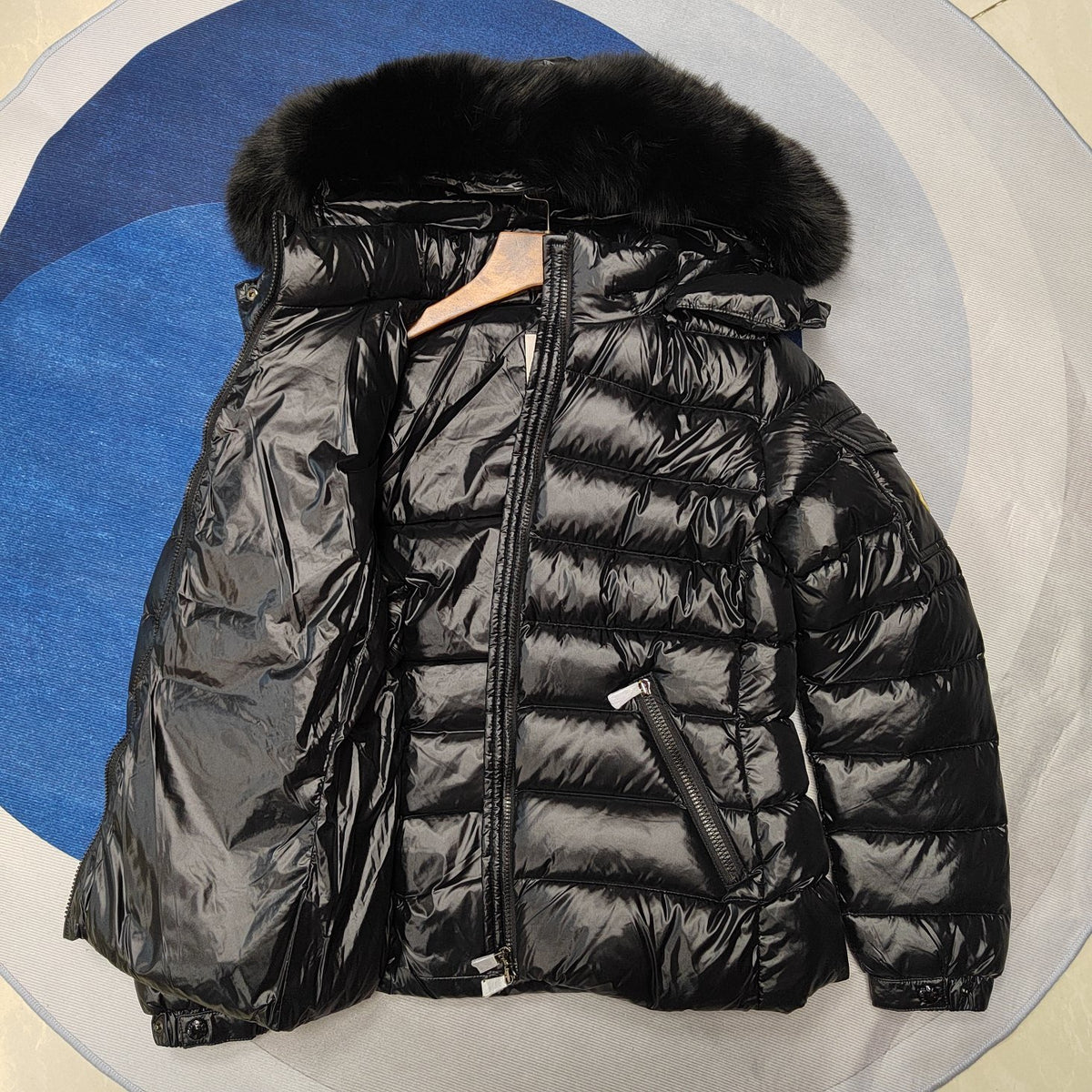 Moncler Badyeffe Hooded Short Down Jacket