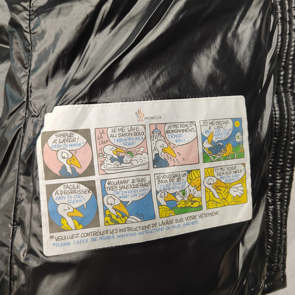 Moncler Badyeffe Hooded Short Down Jacket