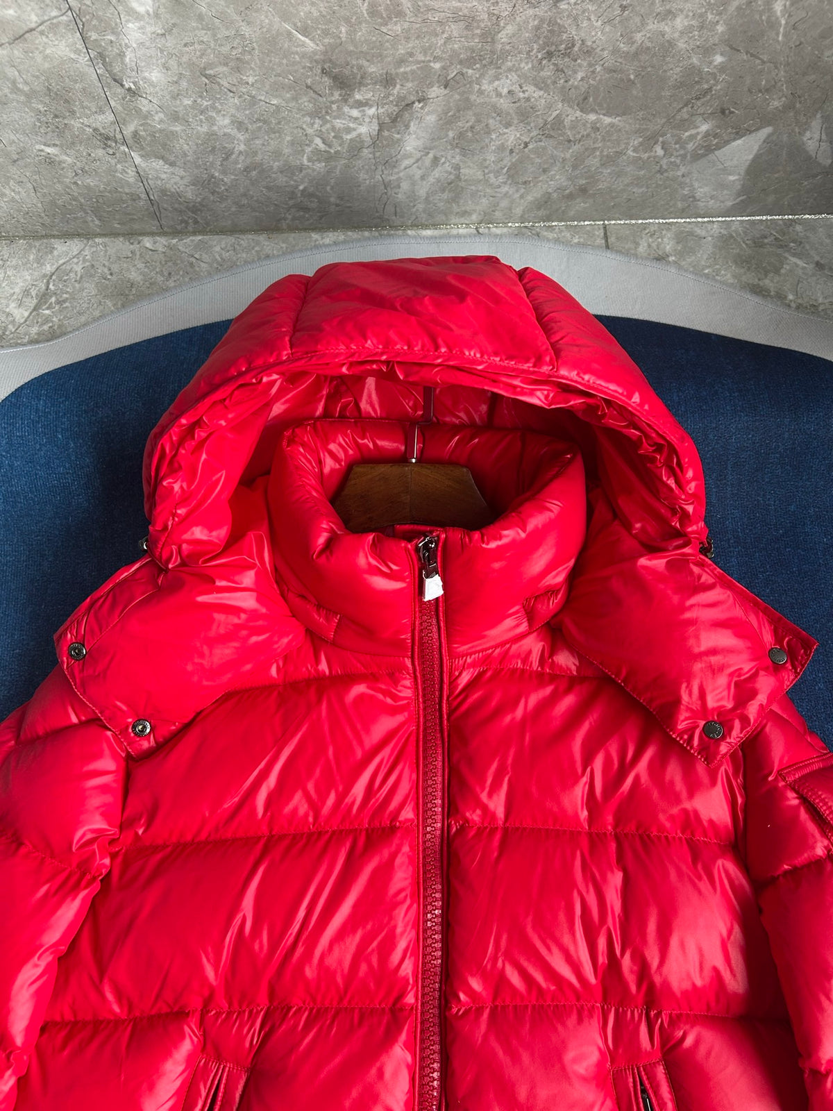 Moncler Maire Hooded Short Down Jacket