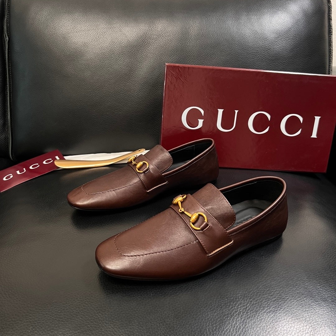 Gucci Ragazzo Loafer in Smooth Leather