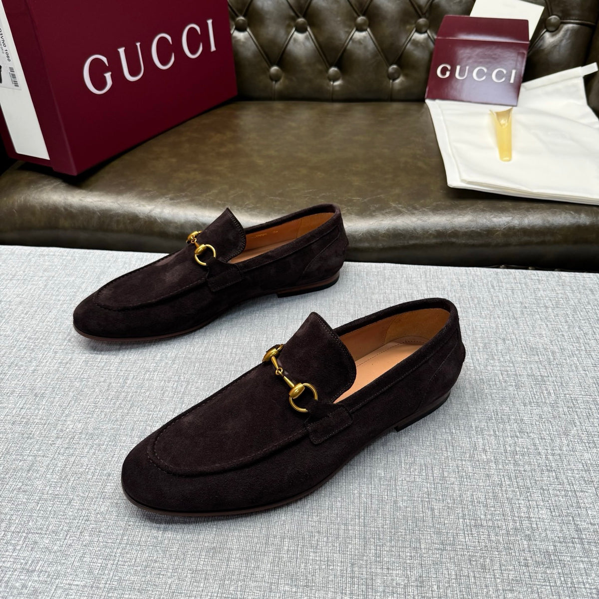 Gucci Jordaan Loafer in Suede