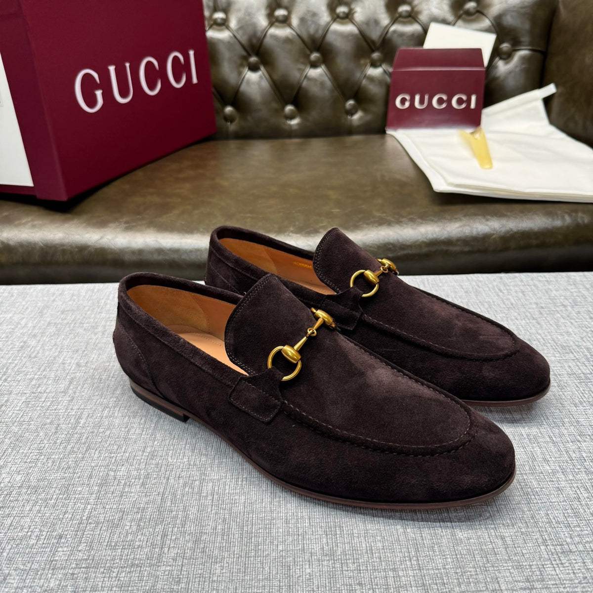 Gucci Jordaan Loafer in Suede