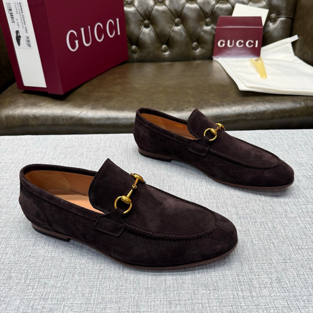 Gucci Jordaan Loafer in Suede
