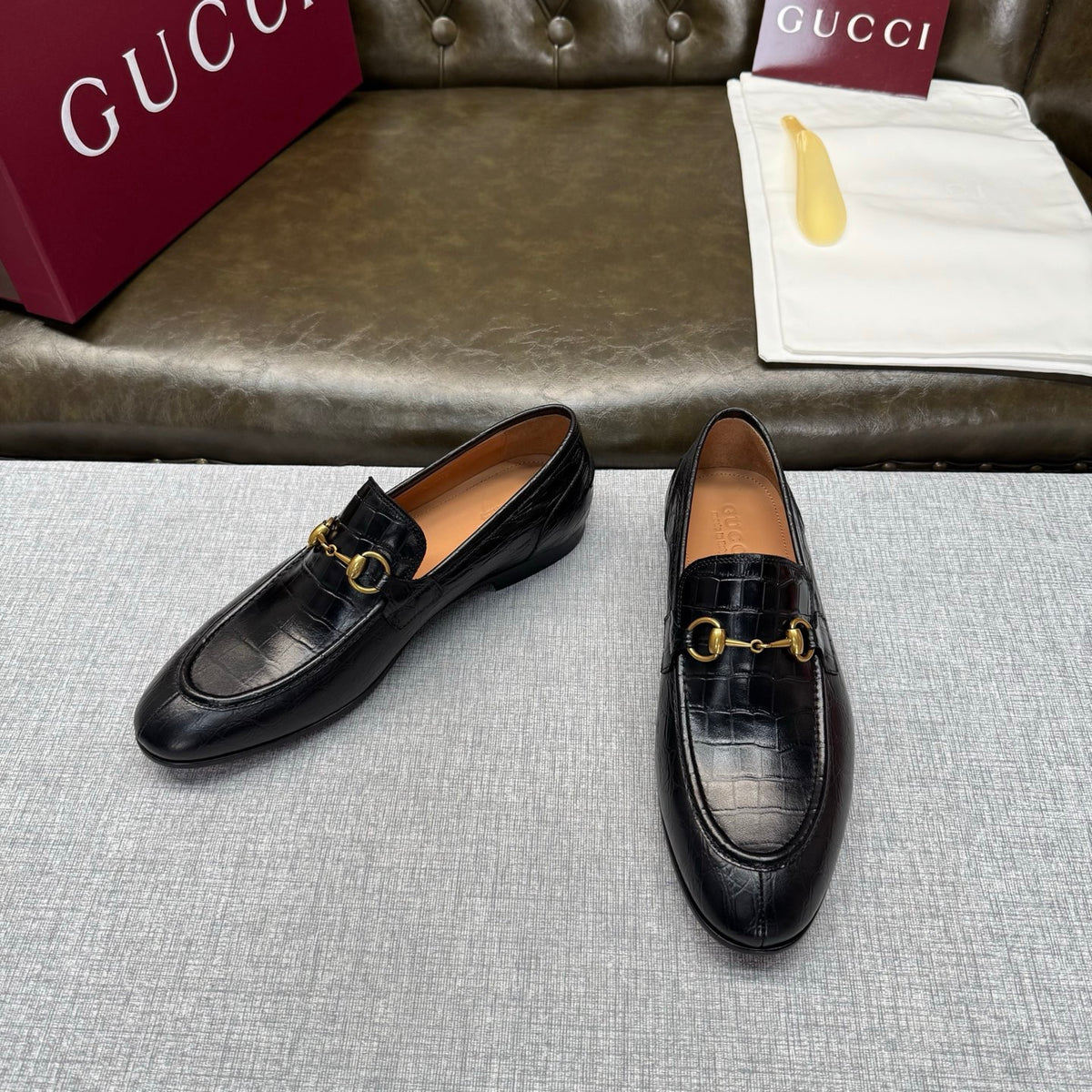 Gucci Jordaan Loafer in Crocodile