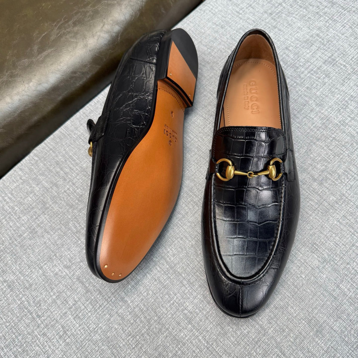 Gucci Jordaan Loafer in Crocodile