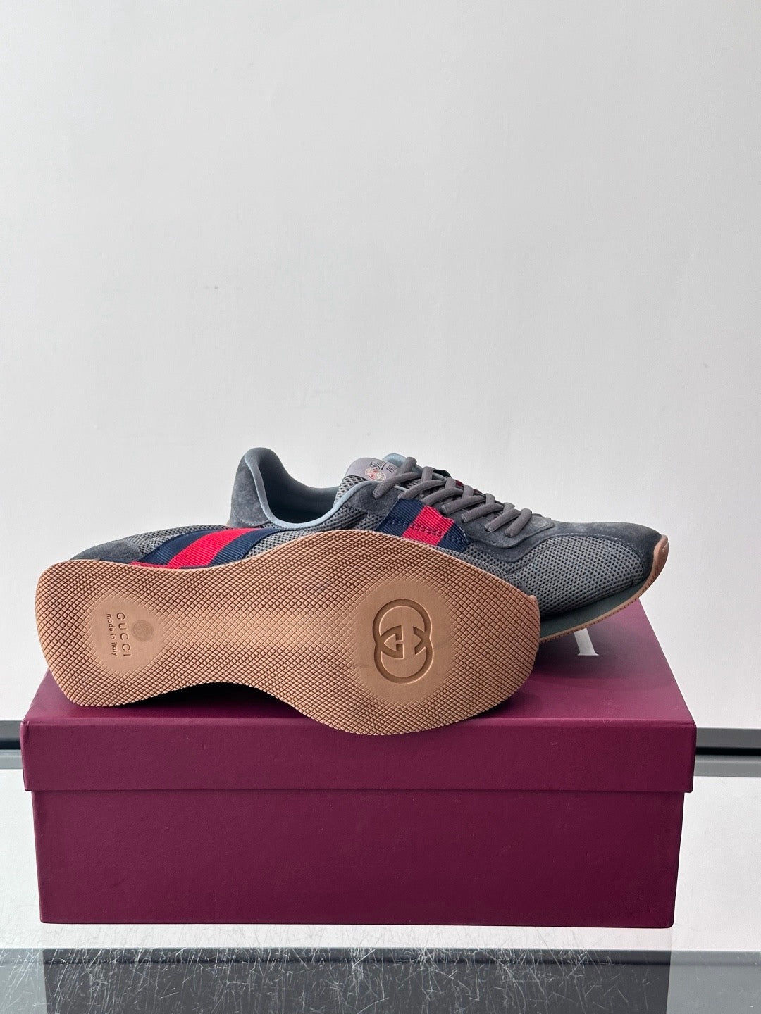 Gucci Tempo Sneaker in Mesh And Suede