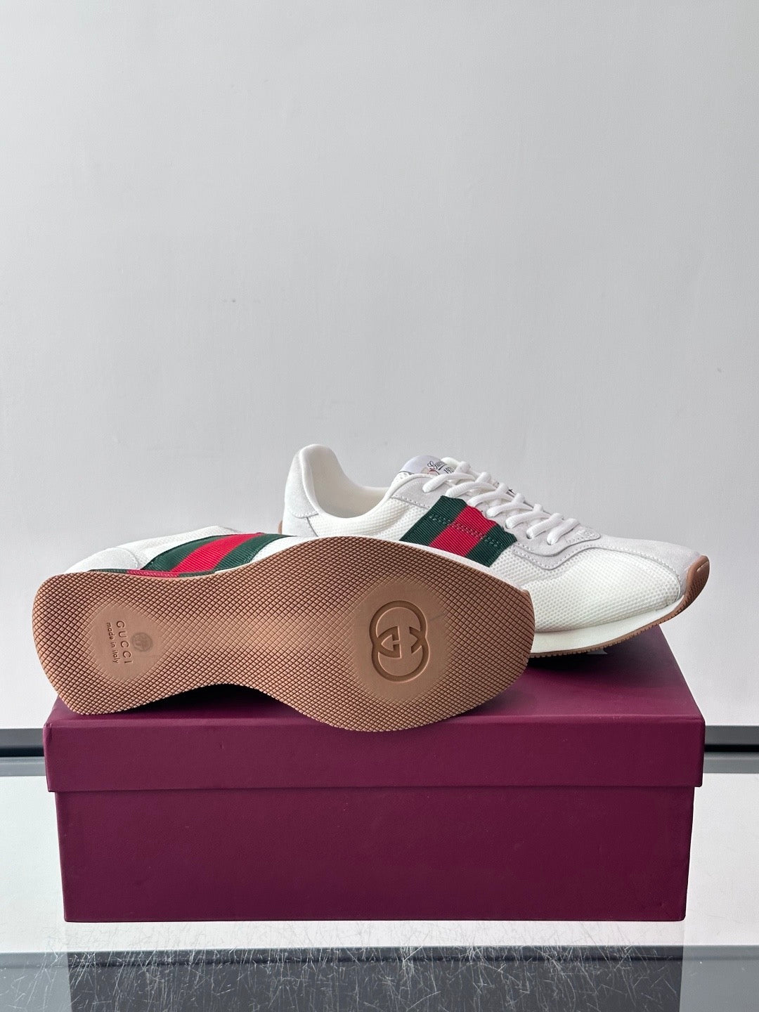 Gucci Tempo Sneaker in Mesh And Suede