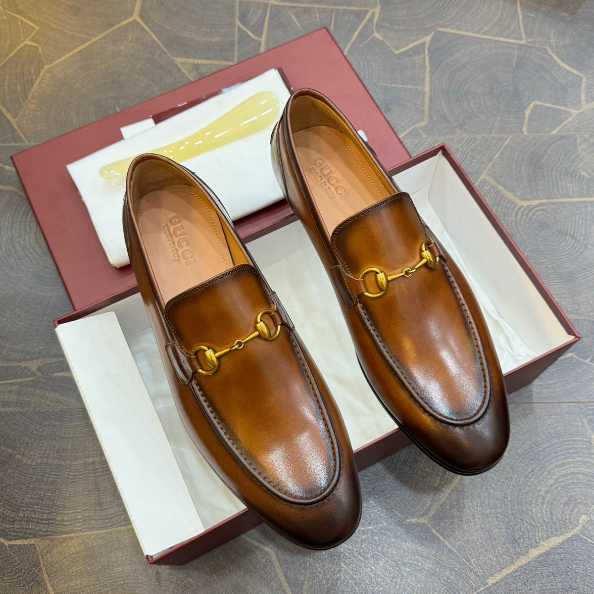 Gucci Jordaan Loafer in Calfskin