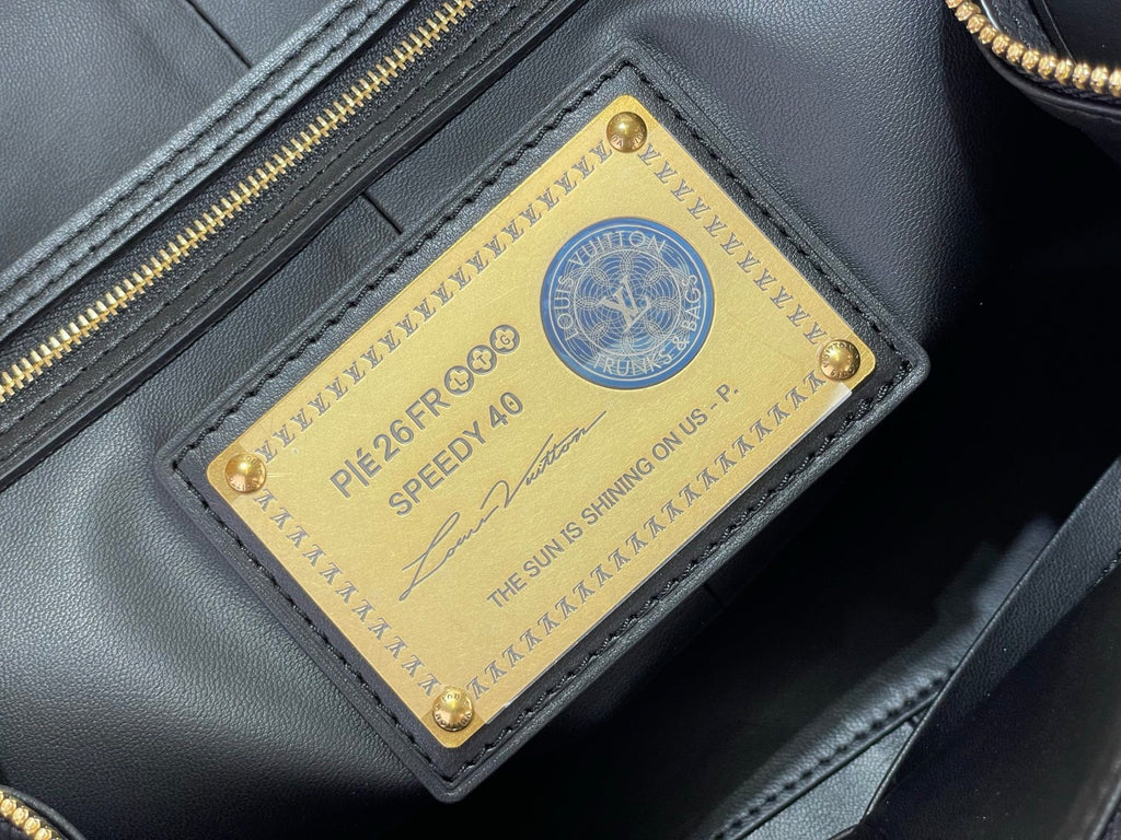 LV Speedy P9 Bandoulière 40 M2A709