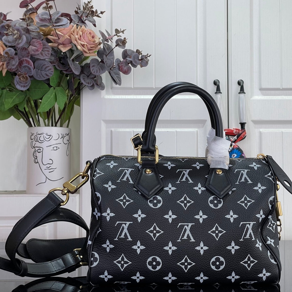 LV Speedy P9 Bandoulière 25 M2A407