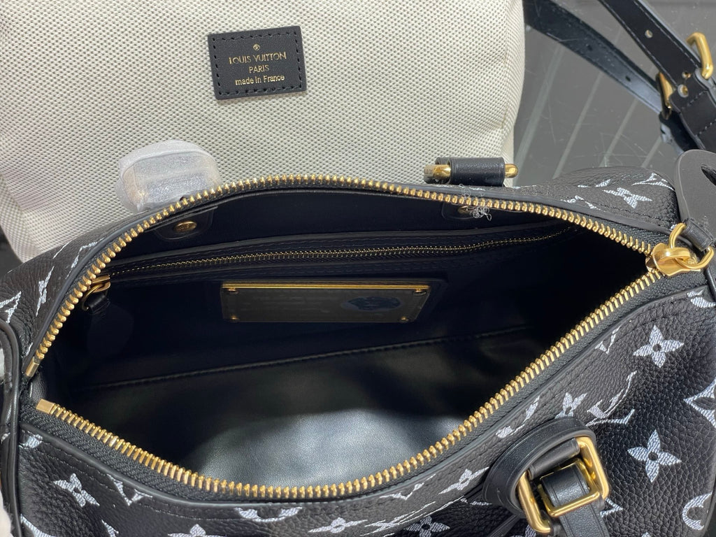 LV Speedy P9 Bandoulière 25 M2A407