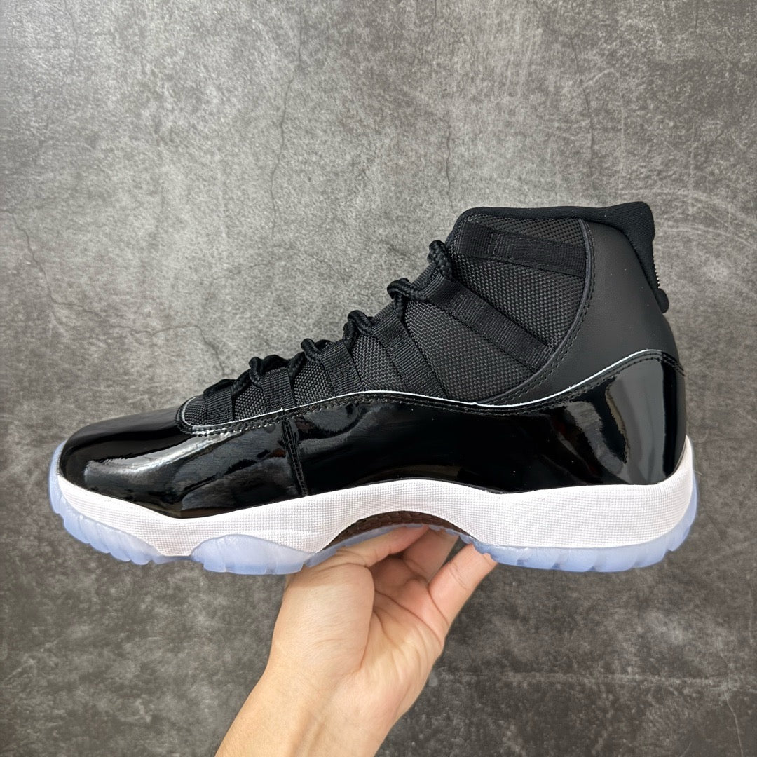Jordan 11 Space Jam CT8012-900