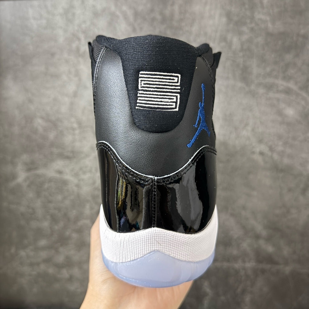 Jordan 11 Space Jam CT8012-900