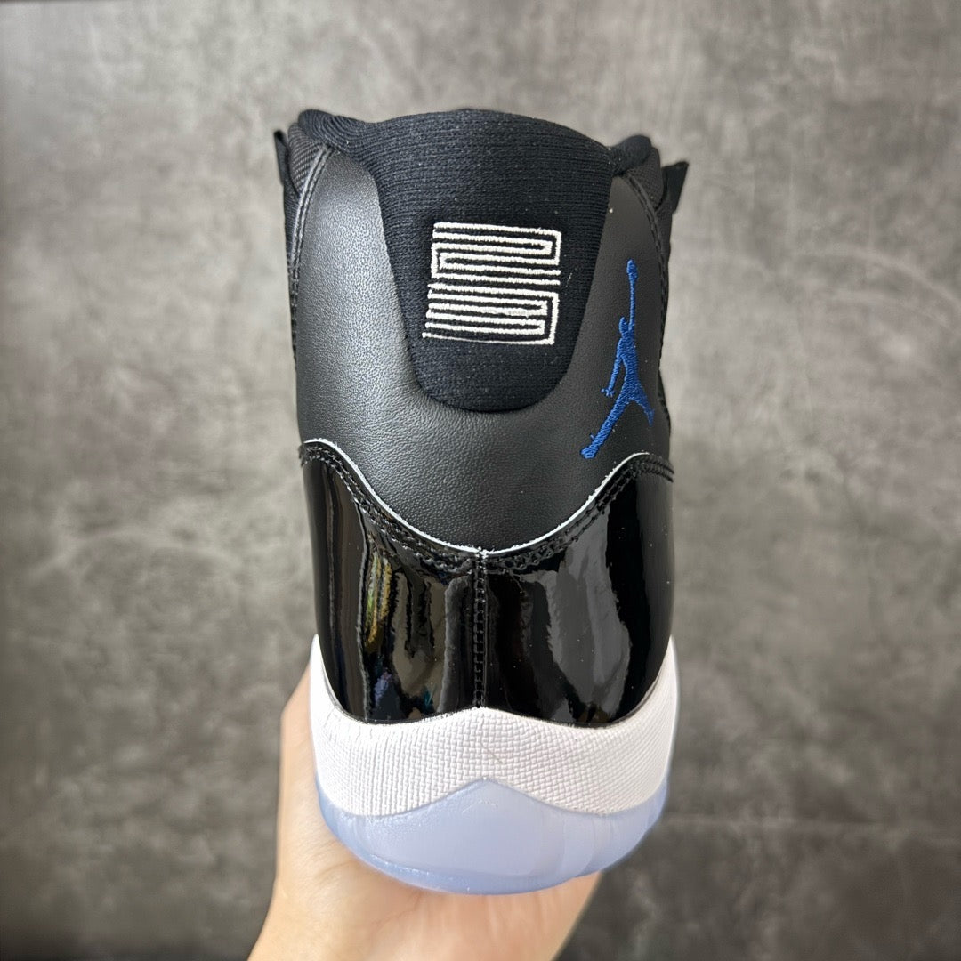 Jordan 11 Space Jam CT8012-900