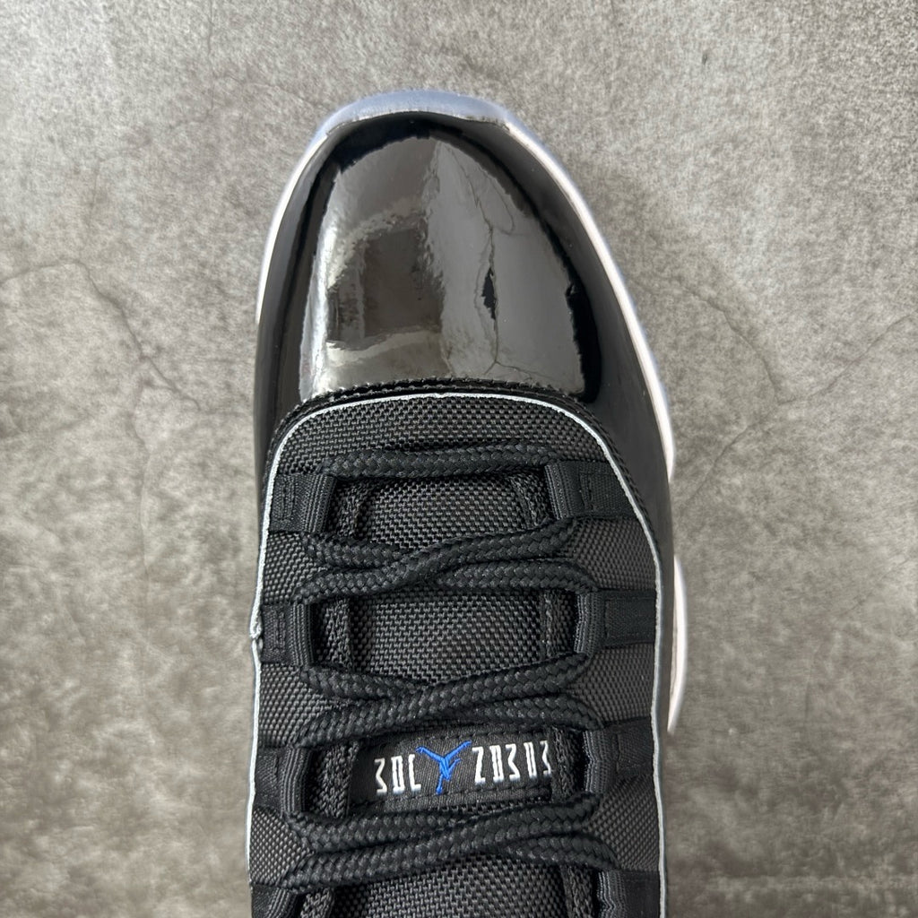 Jordan 11 Space Jam CT8012-900