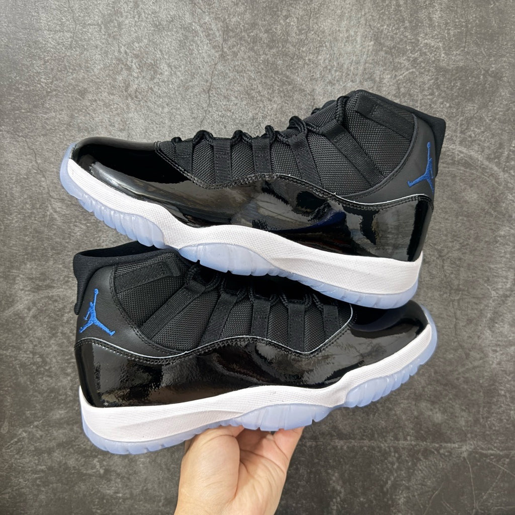 Jordan 11 Space Jam CT8012-900