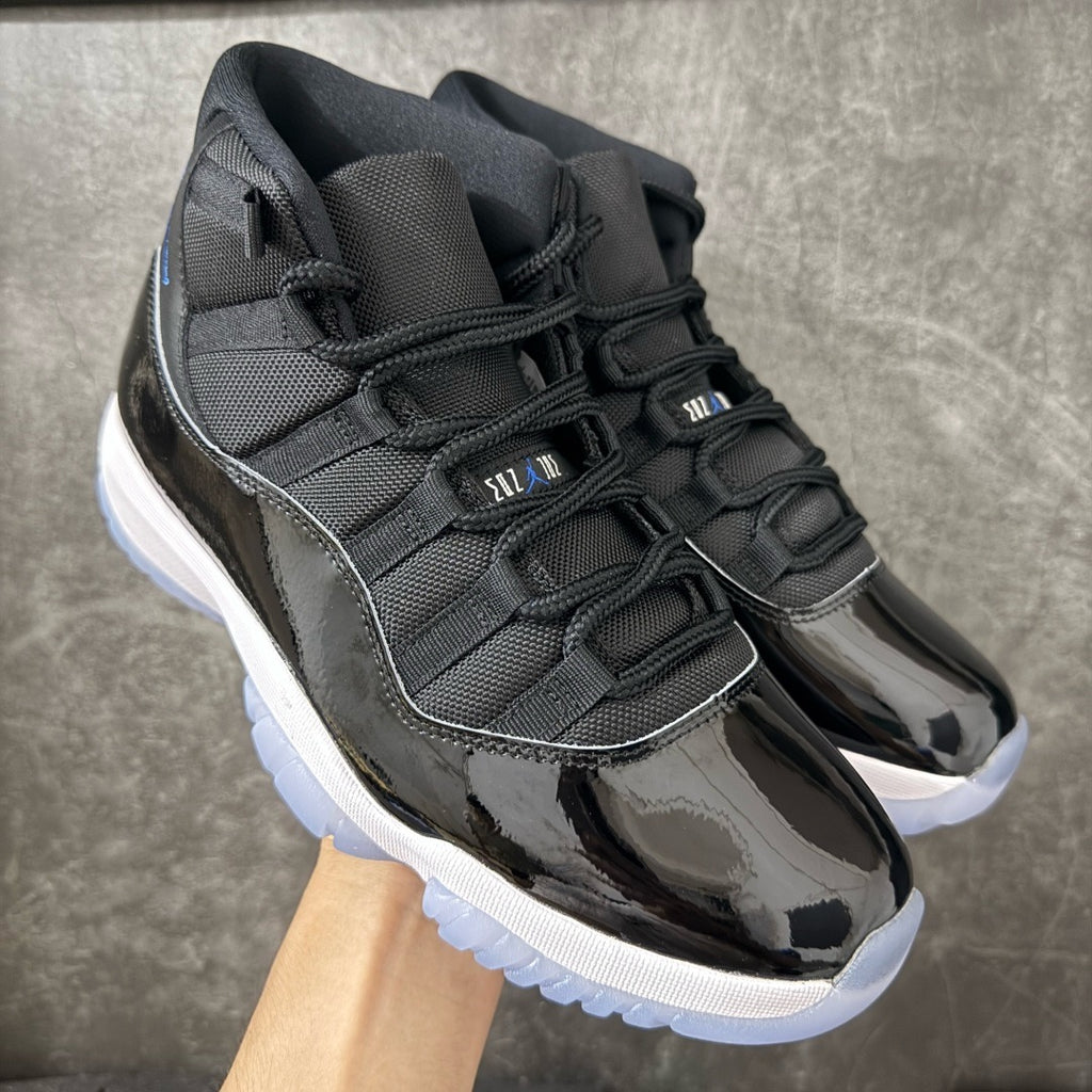 Jordan 11 Space Jam CT8012-900