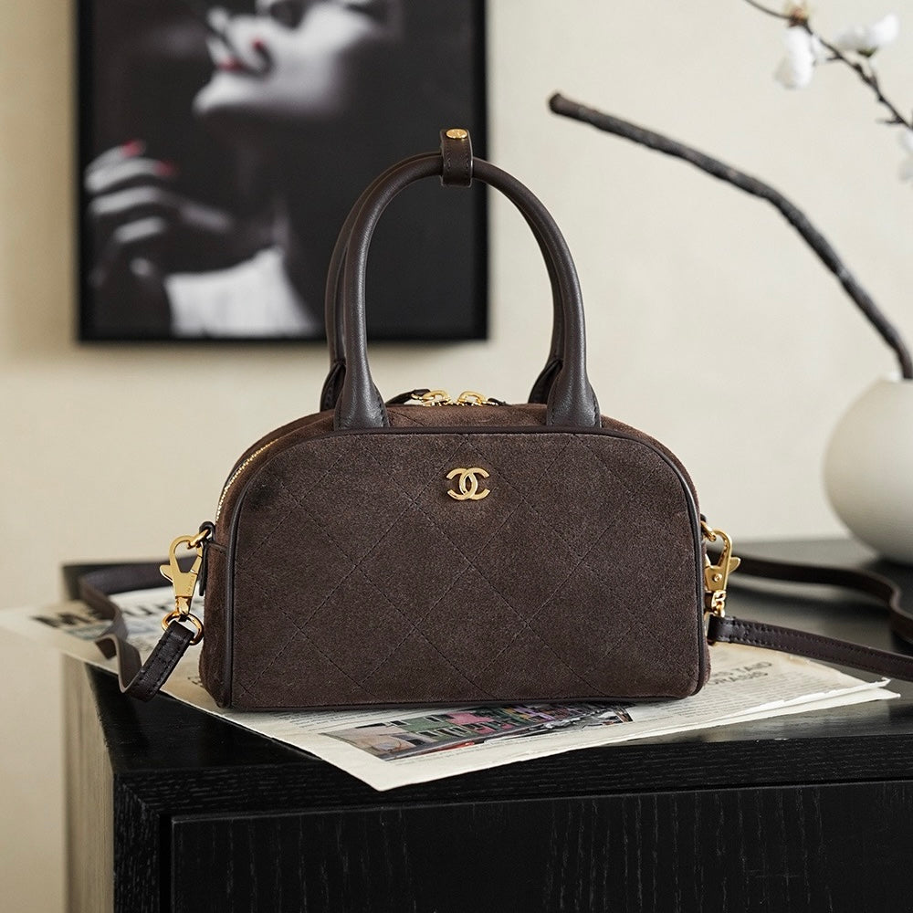 Chanel Pouch With Leather Strap in Suede