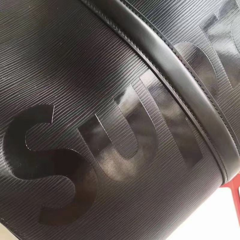 LV x Supreme Keepall Bandouliere 45 M53419