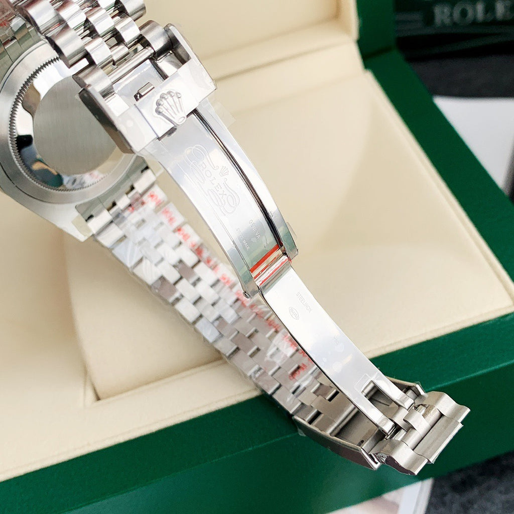 Rolex GMT-Master II 126710BLRO Pepsi Ceramic Bezel Jubilee Bracelet