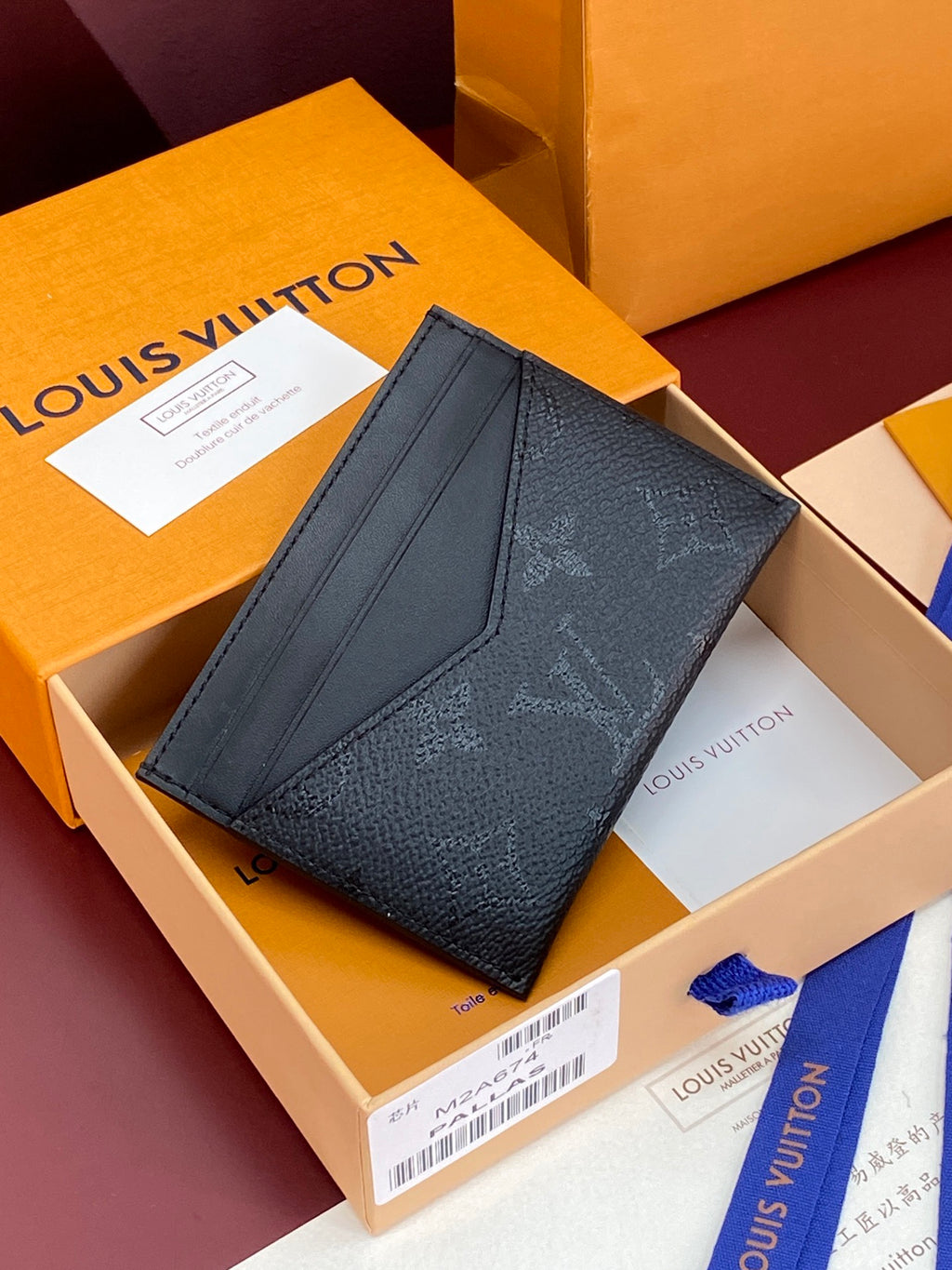 LV Porte-Cartes Triple M2A674