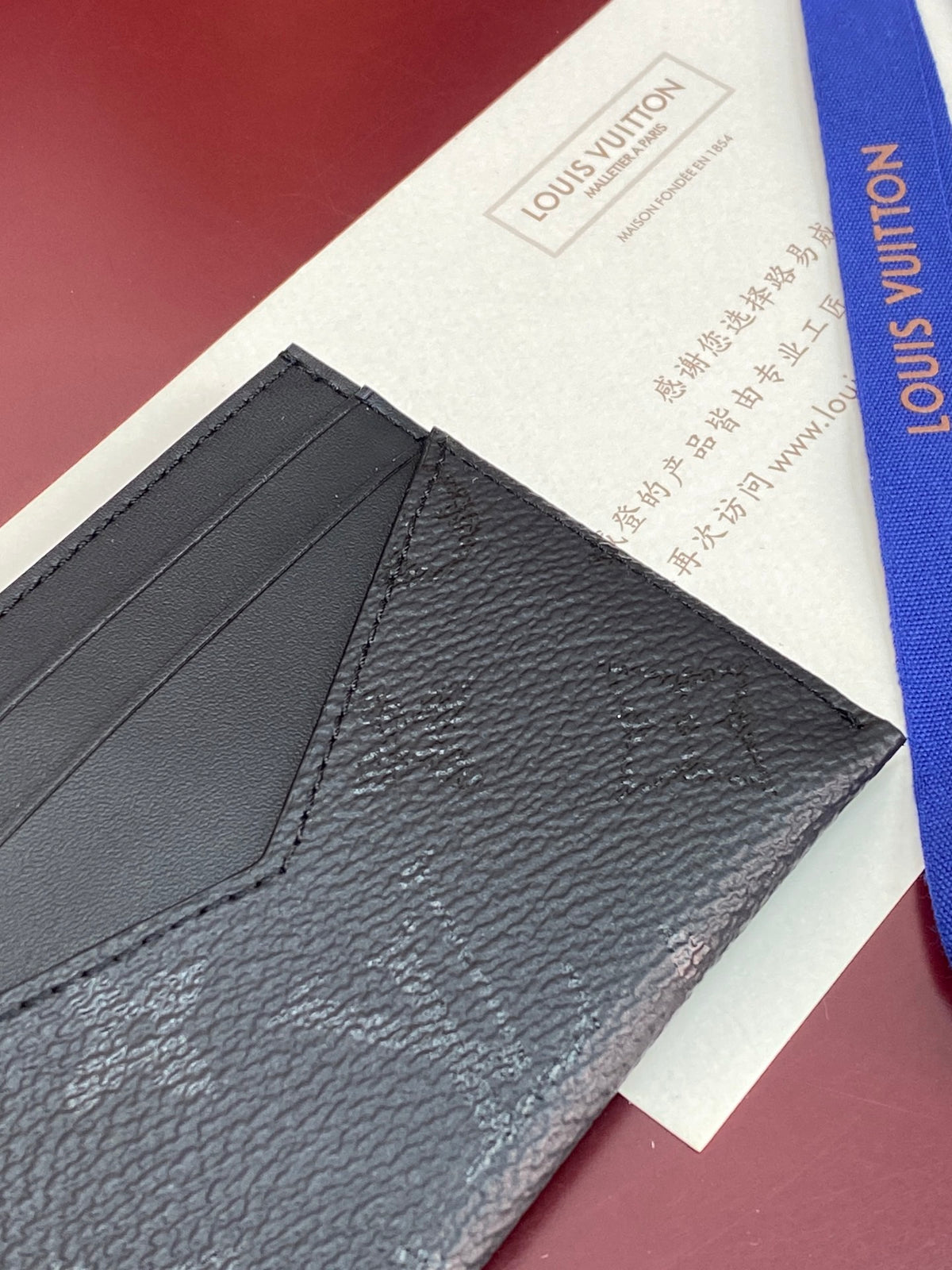 LV Porte-Cartes Triple M2A674