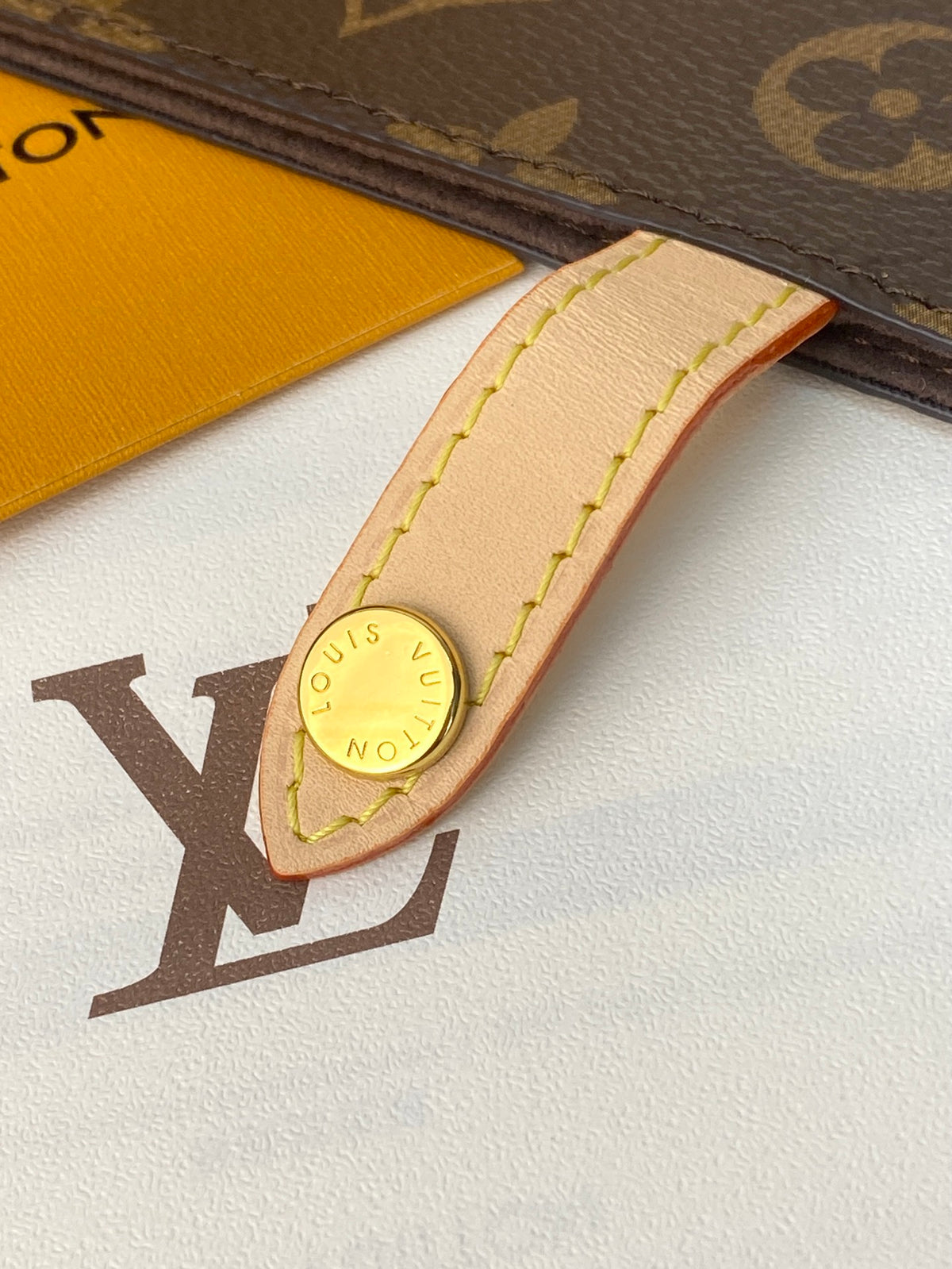 LV Wallet On Chain Trotter M27242