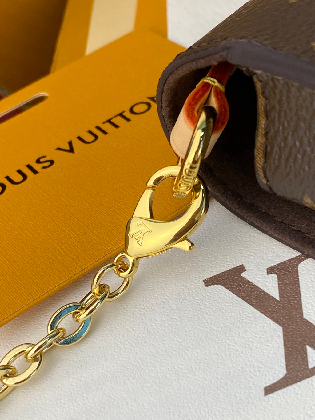 LV Wallet On Chain Trotter M27242
