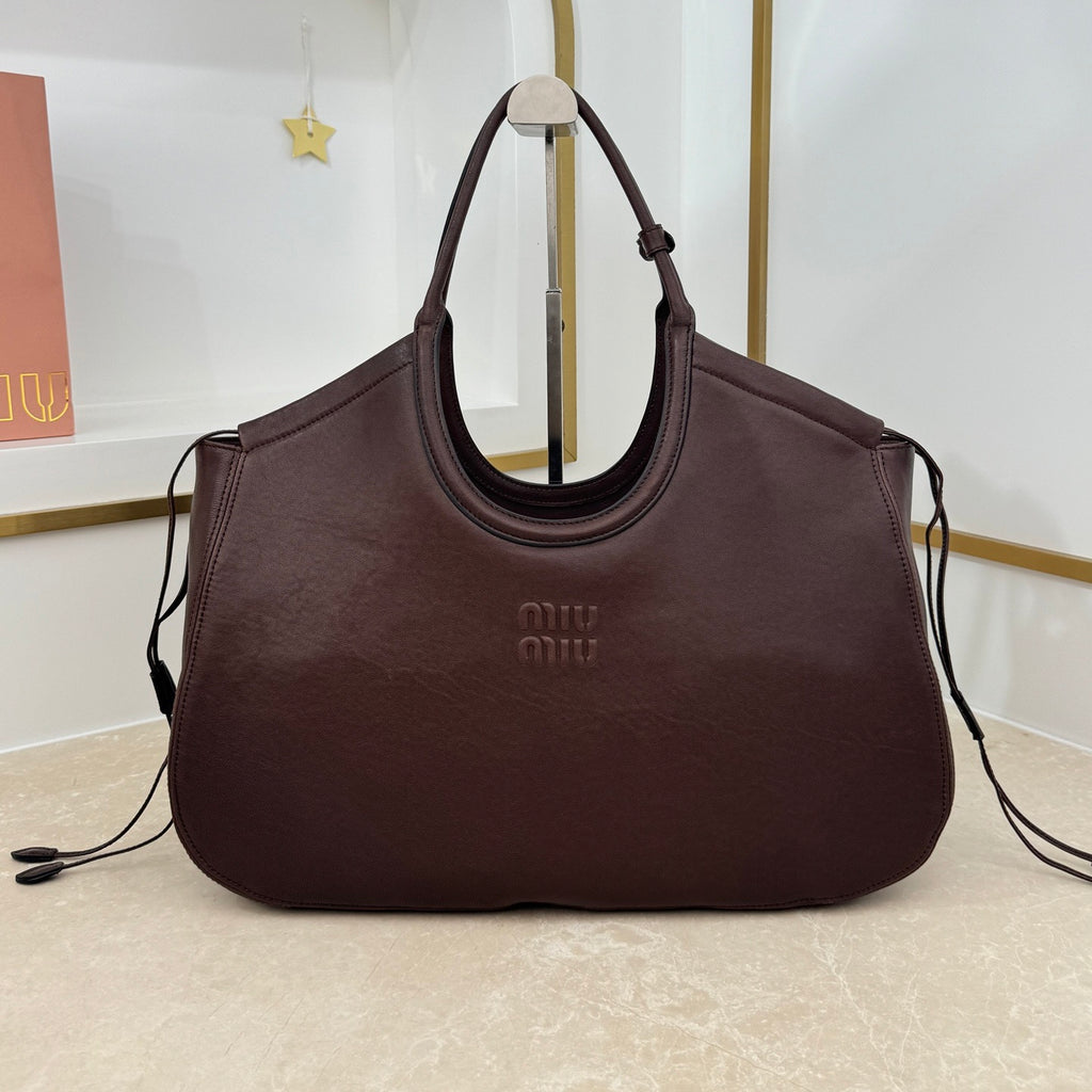 Miu Miu Ivy Shopping Bag in Nappa Leather