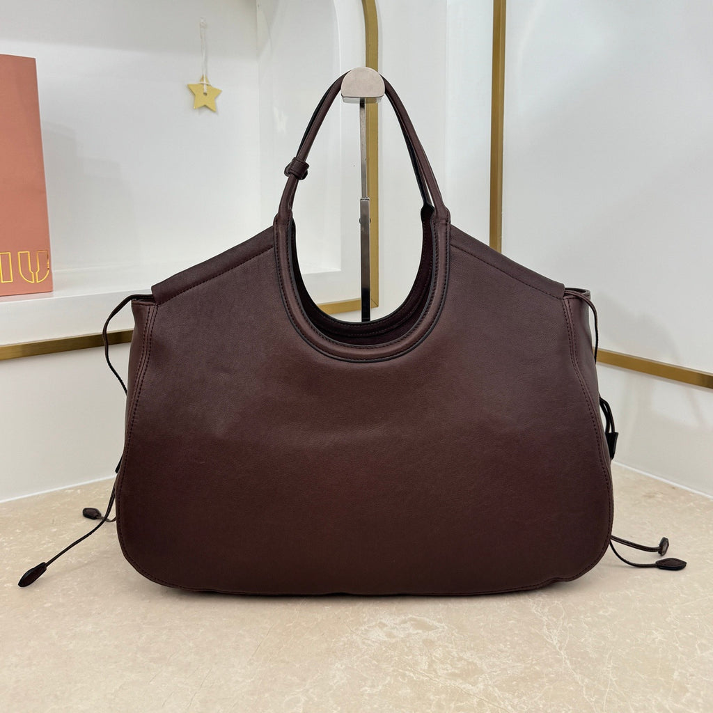 Miu Miu Ivy Shopping Bag in Nappa Leather