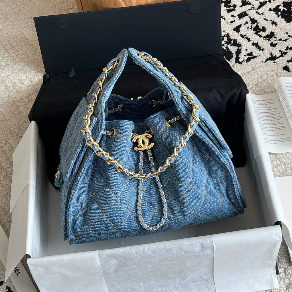 Chanel 25 Small Handbag in Washed Denim