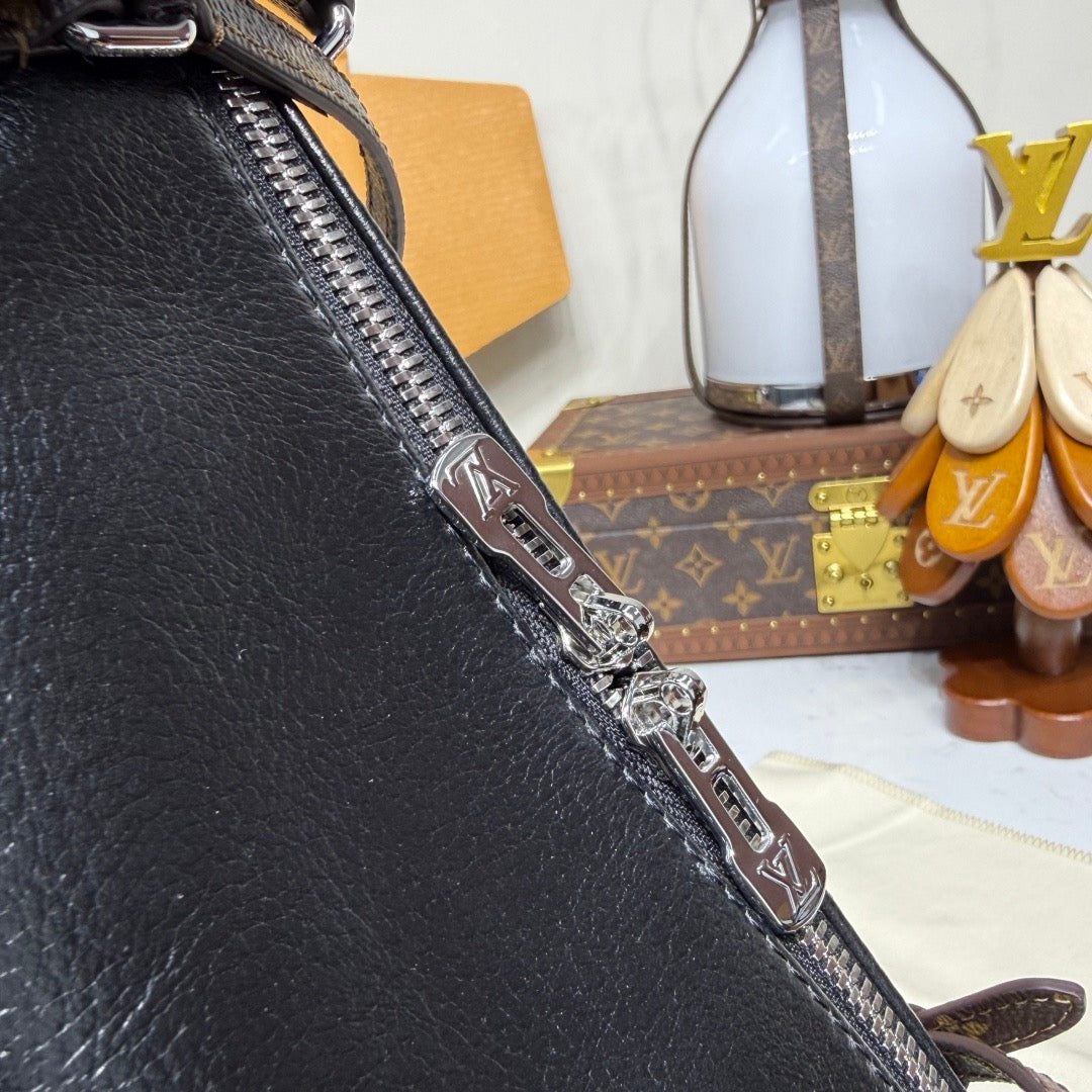 LV Express PM M26039