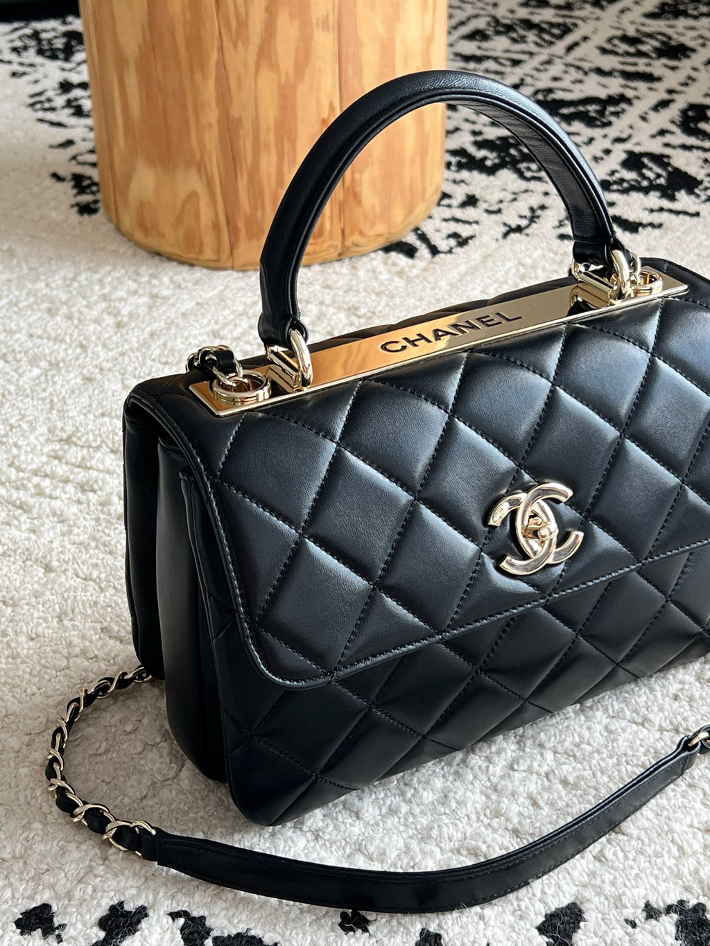 Chanel Flap Bag With Top Handle A92236