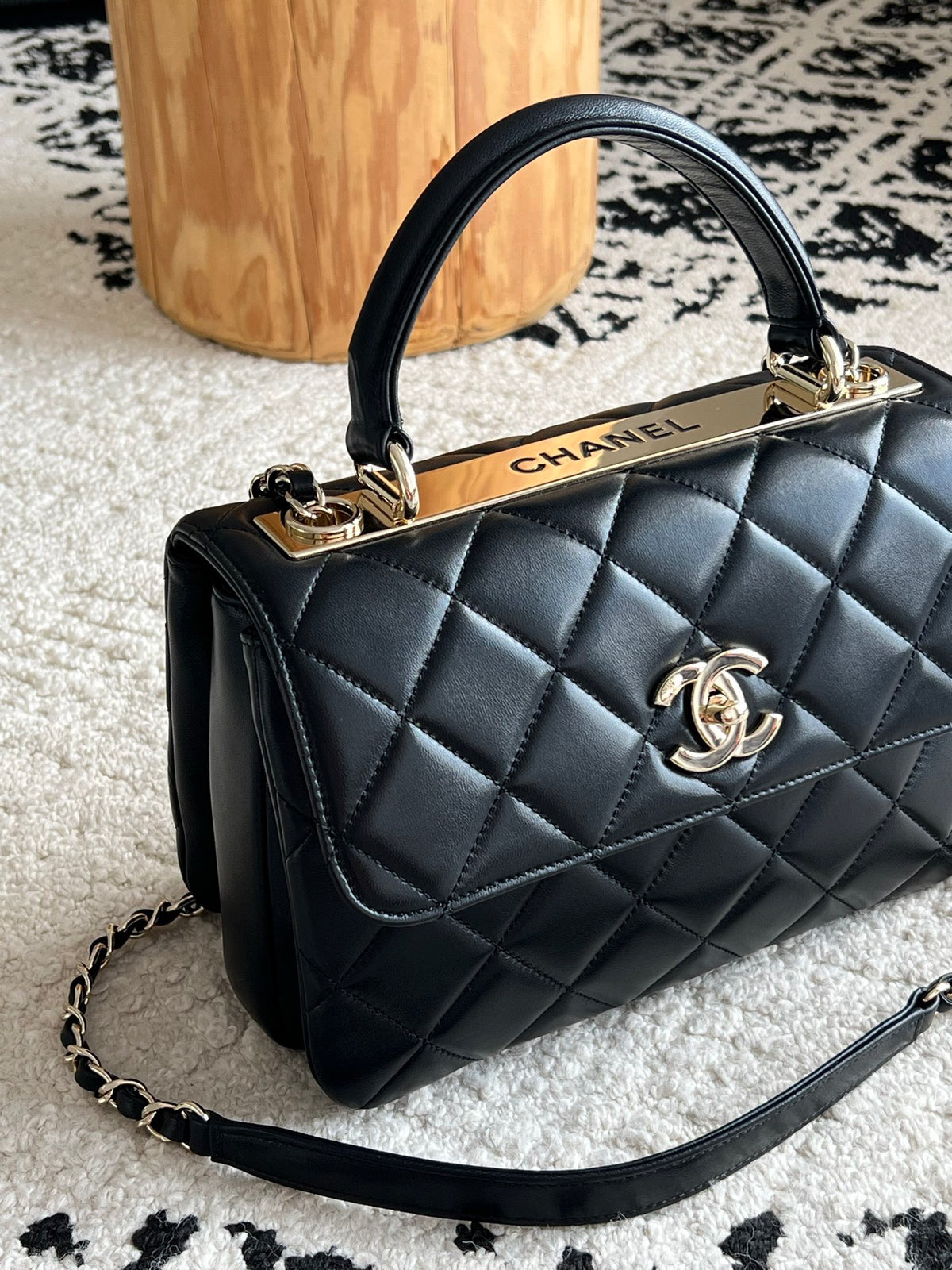 Chanel Flap Bag With Top Handle A92236