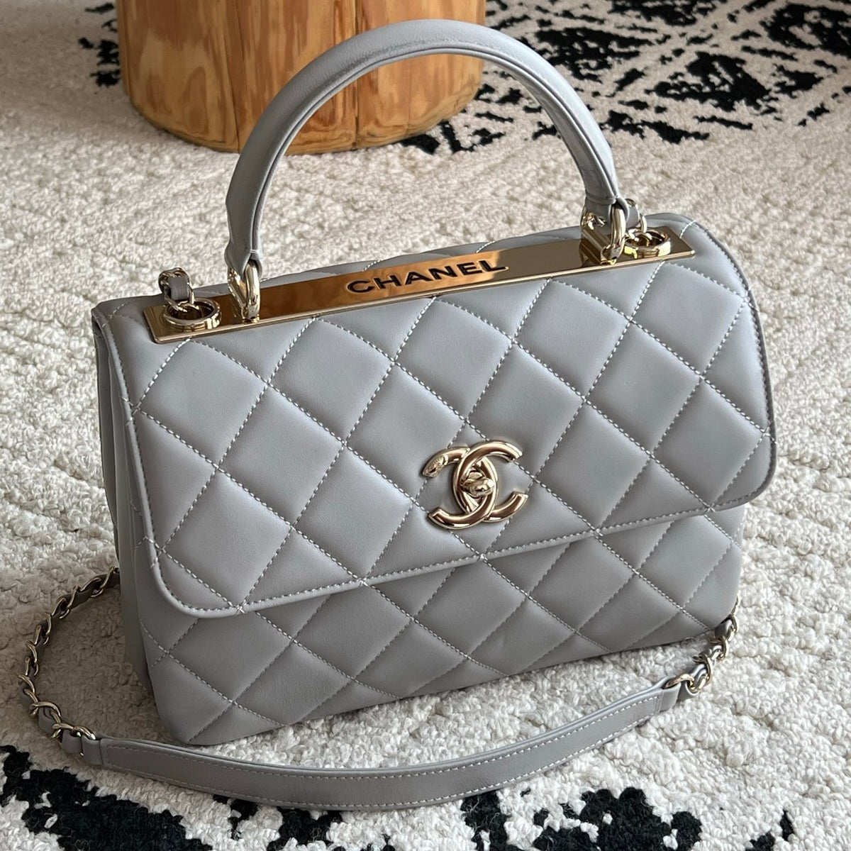 Chanel Flap Bag With Top Handle A92236