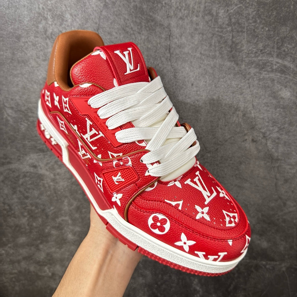 LV Trainer Sneaker 1AHAN2