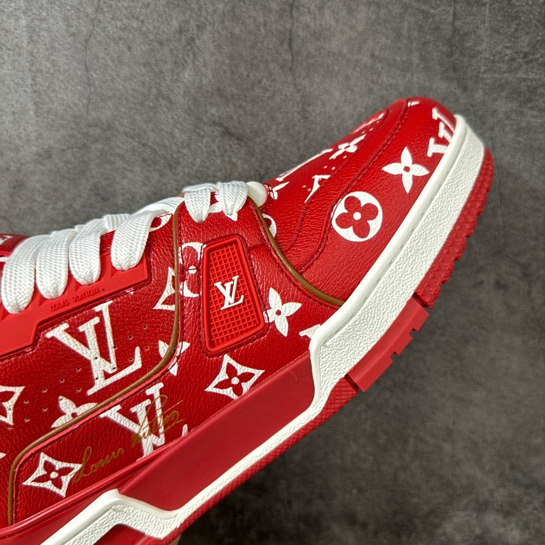 LV Trainer Sneaker 1AHAN2