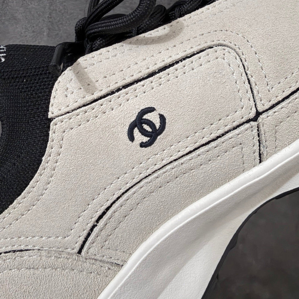 Chanel Trainer Sneaker in Calfskin & Mixed Fibers G47415