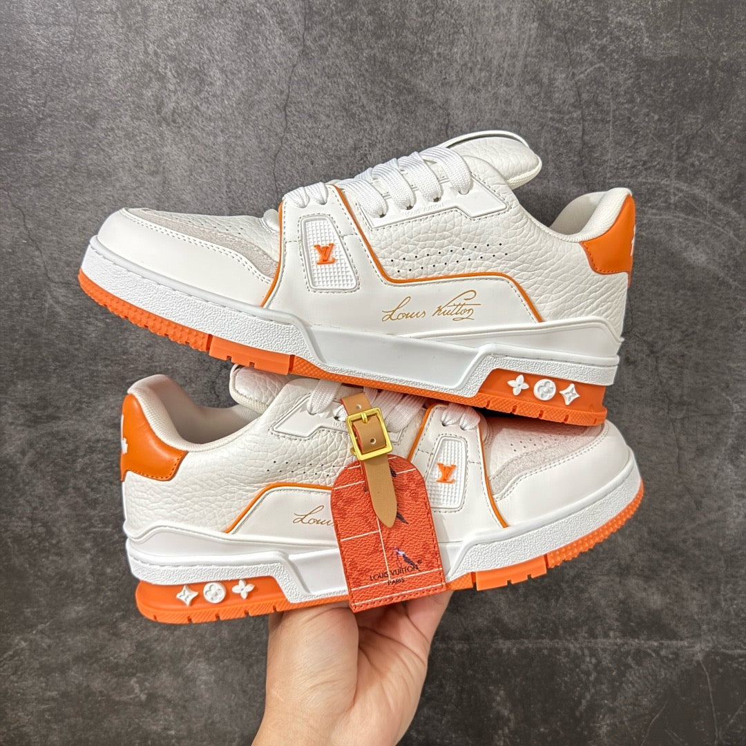 LV Trainer Sneaker 1AKRDQ