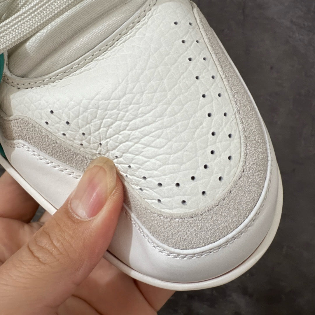 LV Trainer Sneaker 1AKRDQ