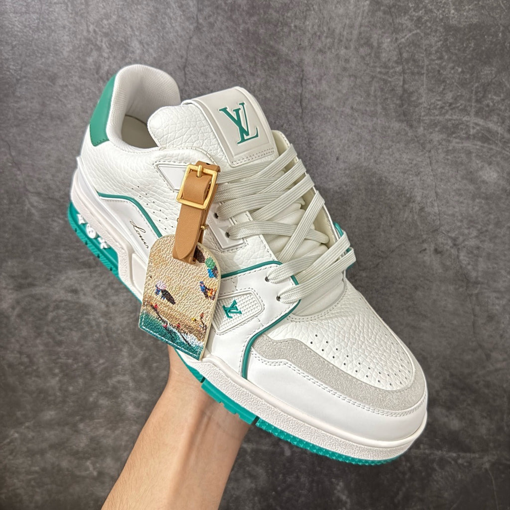 LV Trainer Sneaker 1AKRDQ